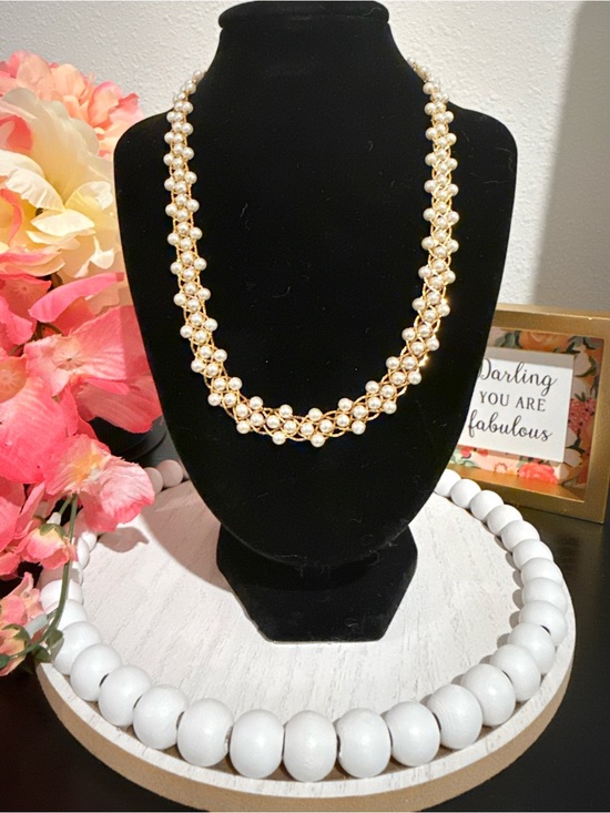 Napier Jewelry - Vintage Napier Faux Pearl Statement Necklace Gold Tone Mesh Design